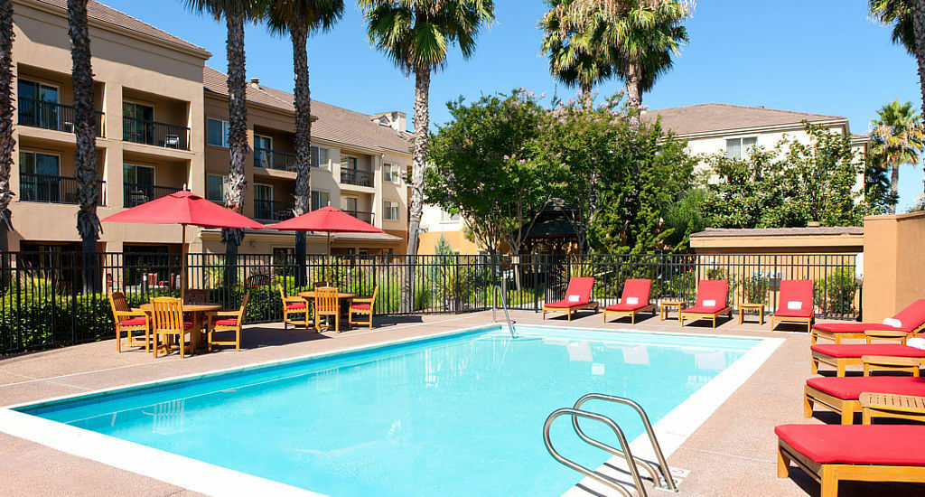 Courtyard Milpitas Silicon Valley Hotel Exterior photo